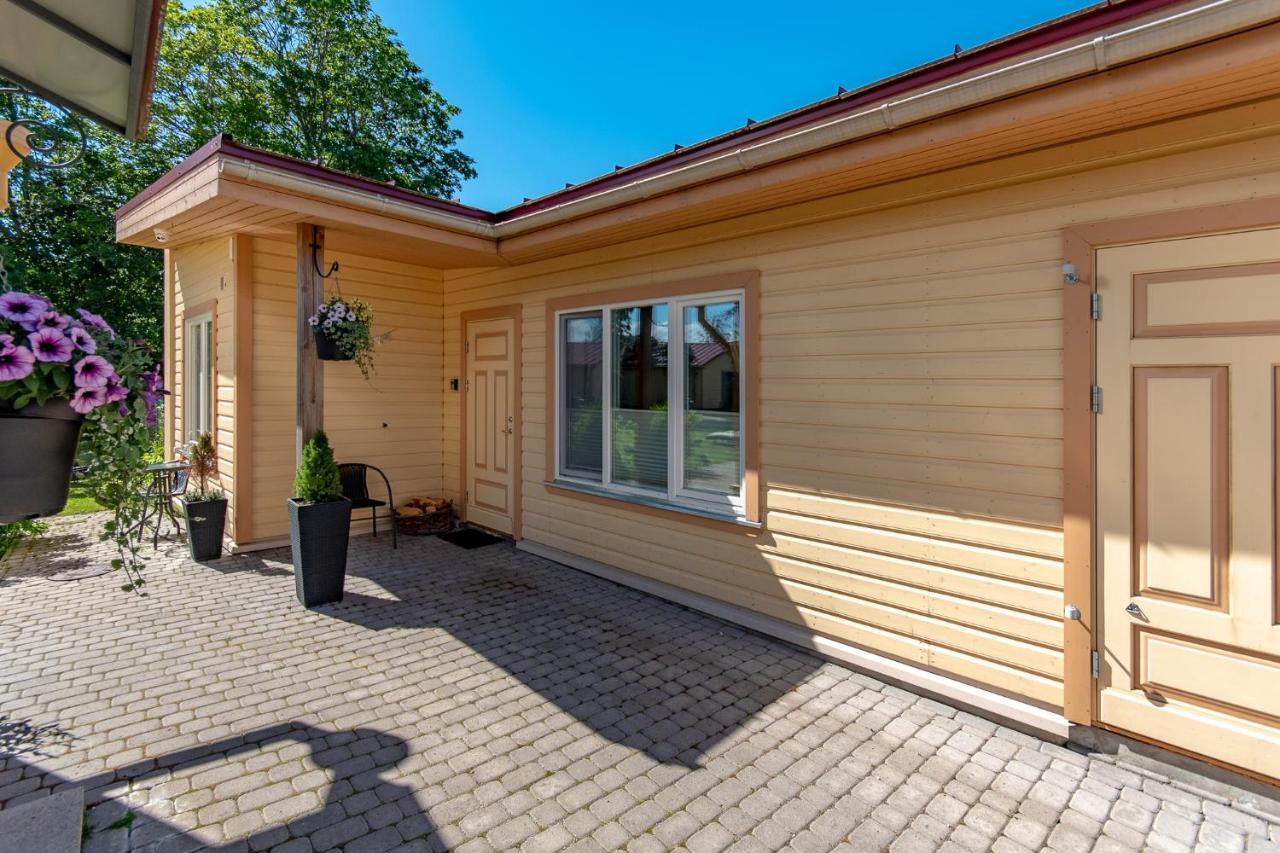 Villa Marienholm ฮัปซาลู ภายนอก รูปภาพ